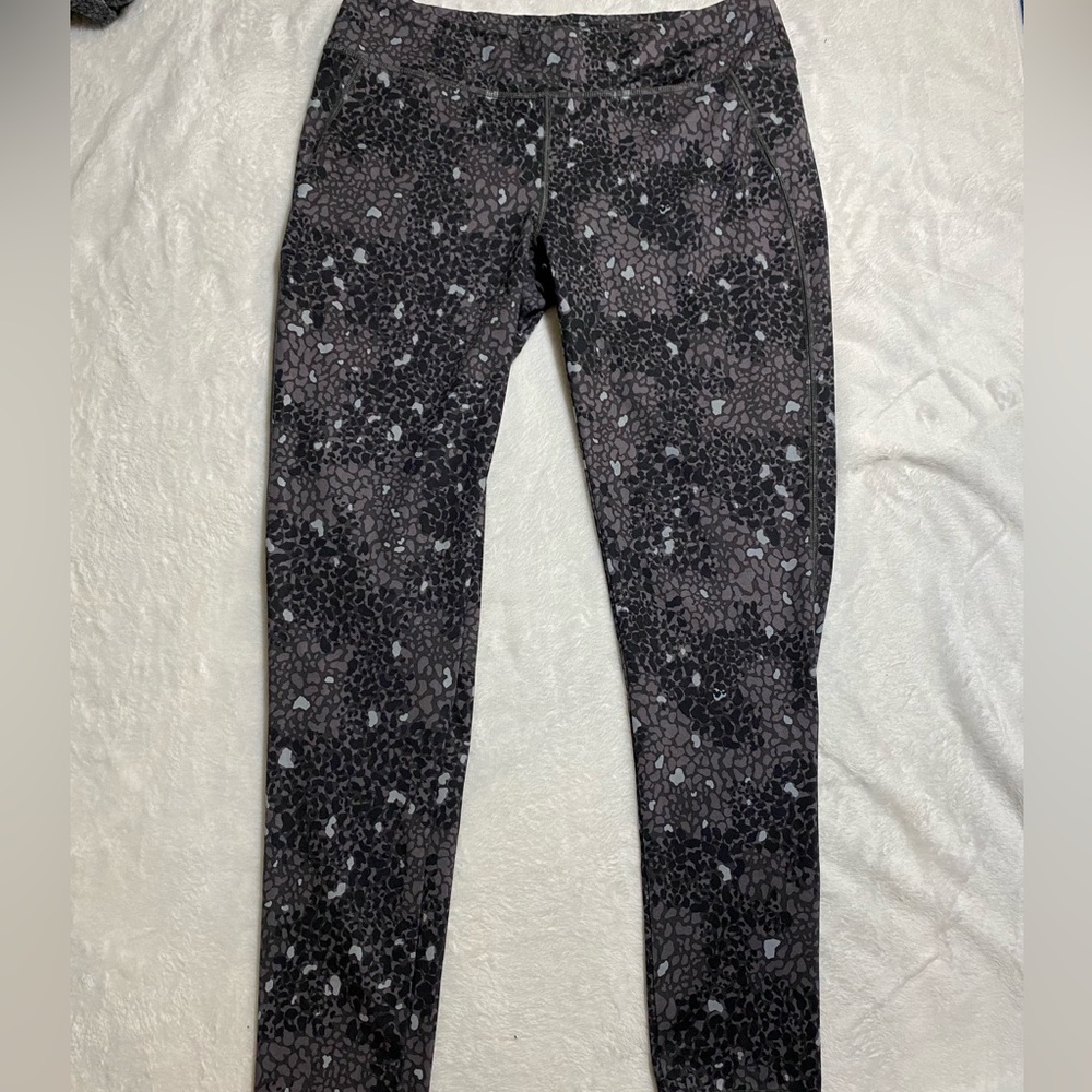Size Large The North Face Leggings